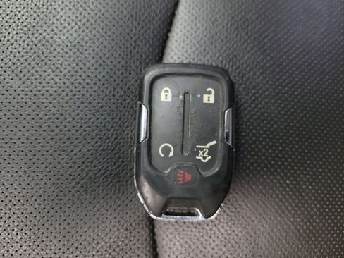 Used 2023 GMC Terrain SLT AWD/4WD image 32