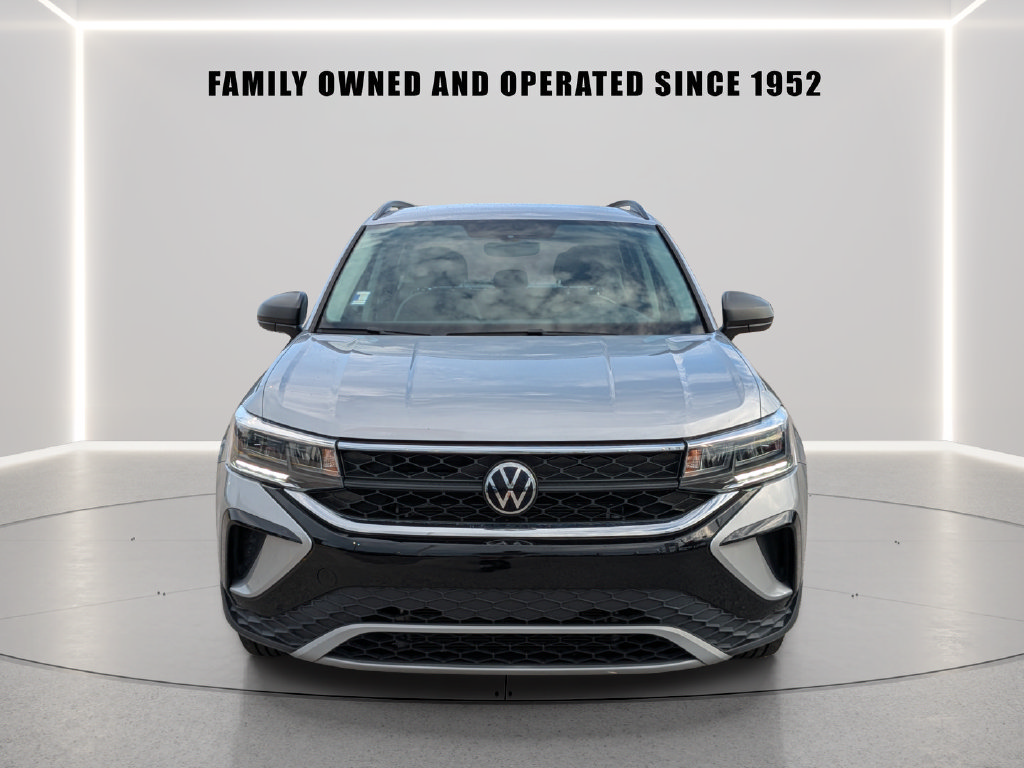 Certified 2023 Volkswagen Taos S FWD image 7