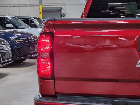 Used 2018 Chevrolet Silverado 1500 LT w/ Texas Edition image 20