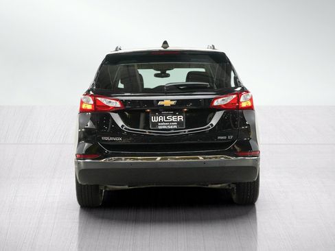 Used 2018 Chevrolet Equinox LT w/ Sun & Infotainment Package AWD/4WD image 4