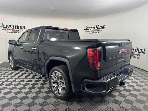 Used 2023 GMC Sierra 1500 Denali w/ Denali Reserve Package AWD/4WD image 9