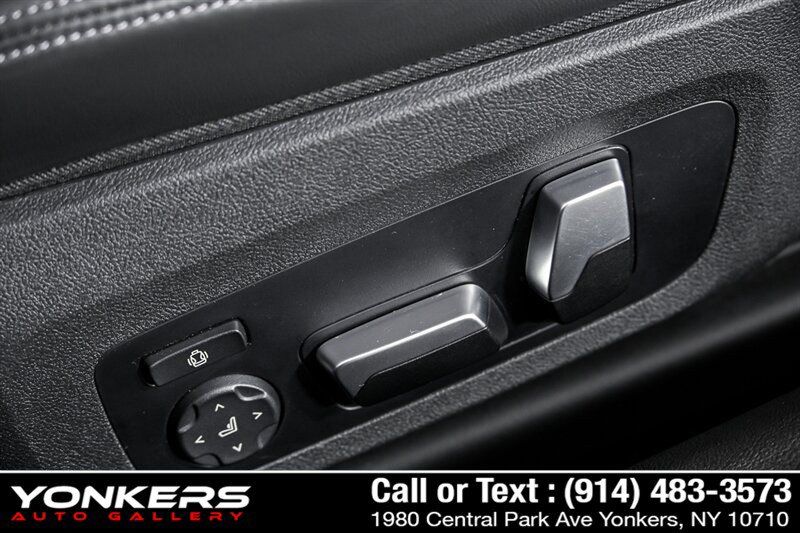 Used 2023 BMW M4 xDrive Competition AWD/4WD image 13