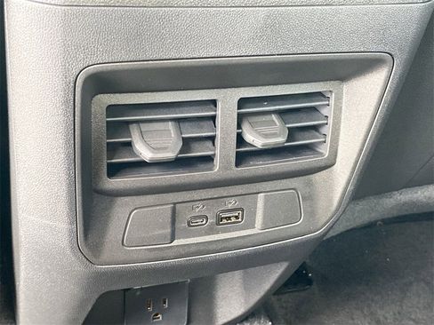 New 2025 GMC Canyon AT4 image 28