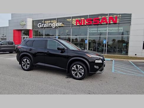 Used 2023 Nissan Rogue SV image 38