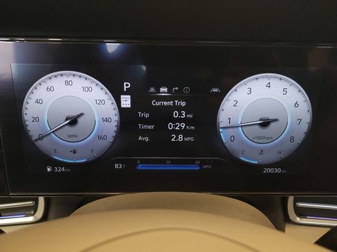 Used 2024 Hyundai Elantra SEL FWD image 23