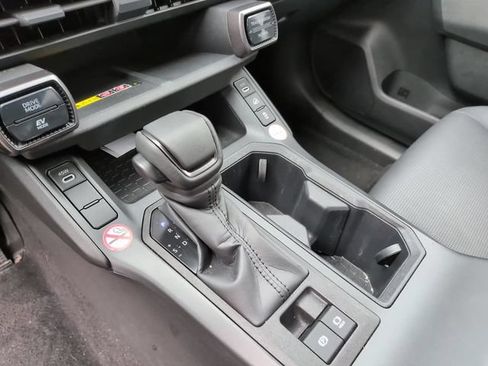 Used 2026 Toyota RAV4 XLE Premium AWD/4WD image 19