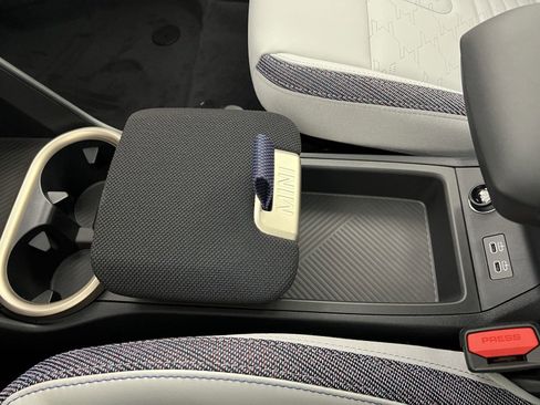 Certified 2025 MINI Cooper Countryman S image 27