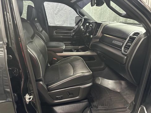 Used 2020 RAM 2500 Laramie w/ Night Edition AWD/4WD image 8