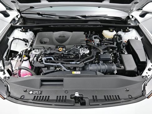 Certified 2025 Toyota Camry XLE image 20