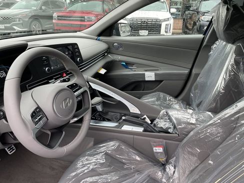 New 2026 Hyundai Elantra Sport image 6