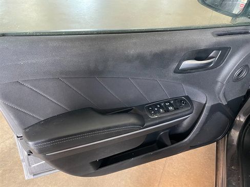 Used 2019 Dodge Charger SXT RWD image 20