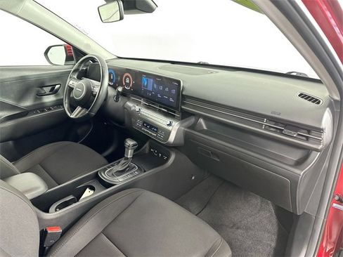 Used 2024 Hyundai Kona SEL image 24