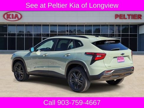 Used 2025 Chevrolet Trax ACTIV w/ Sunroof Package FWD image 6