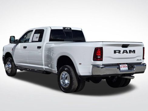 New 2026 RAM 3500 Tradesman AWD/4WD image 17