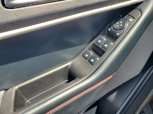 Used 2025 Ford Explorer ST RWD image 14