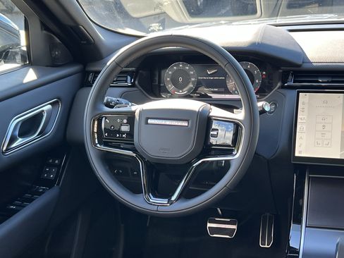New 2026 Land Rover Range Rover Velar Dynamic SE AWD/4WD image 18