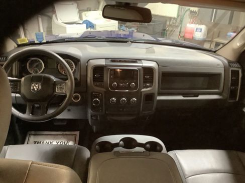 Used 2019 RAM 1500 Express image 18