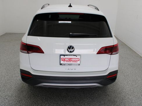 Used 2022 Volkswagen Taos S FWD image 8