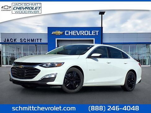 Used 2022 Chevrolet Malibu LT image 1