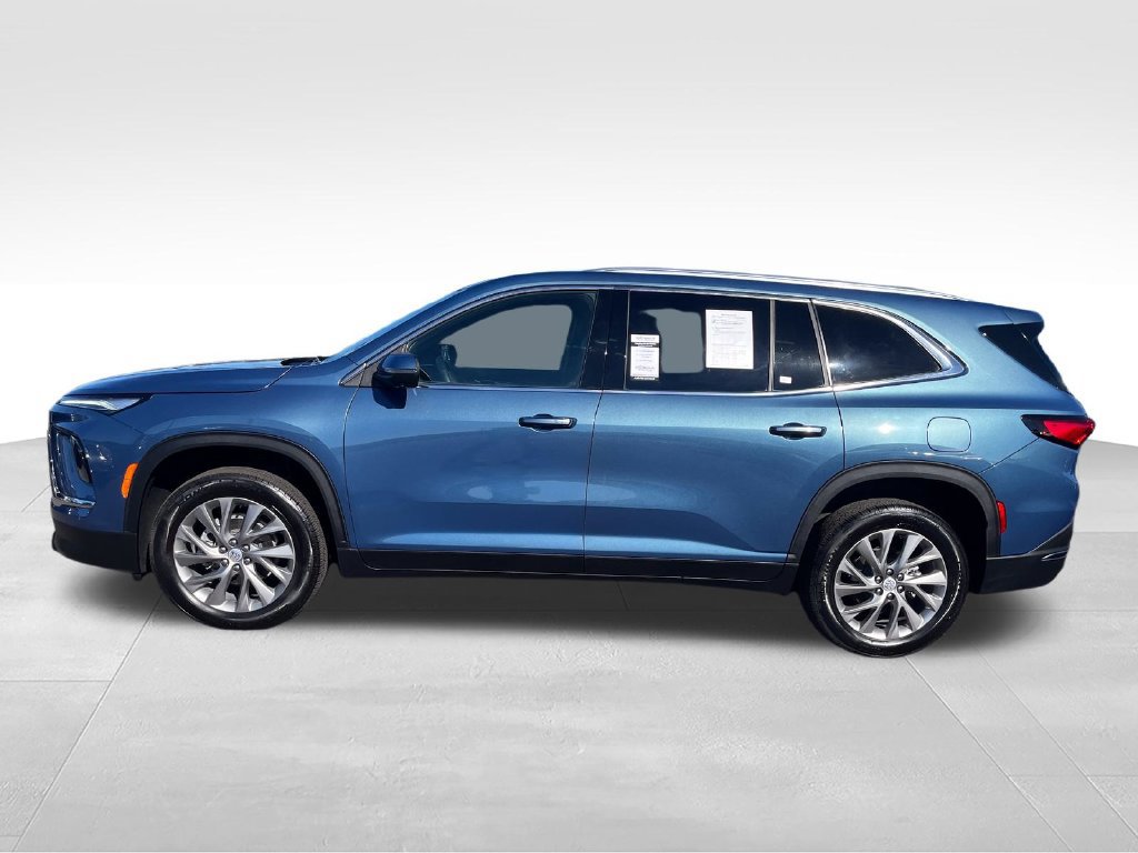 Used 2026 Buick Enclave Preferred FWD image 2