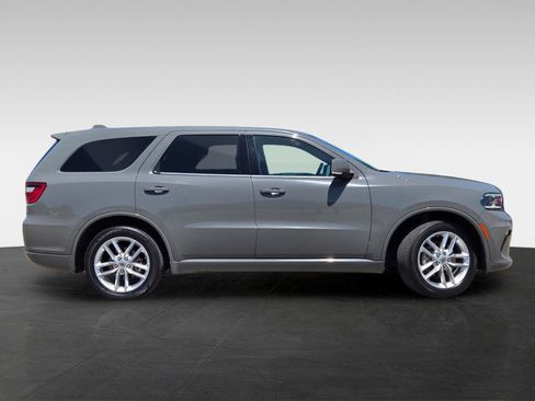 Used 2022 Dodge Durango GT RWD image 4