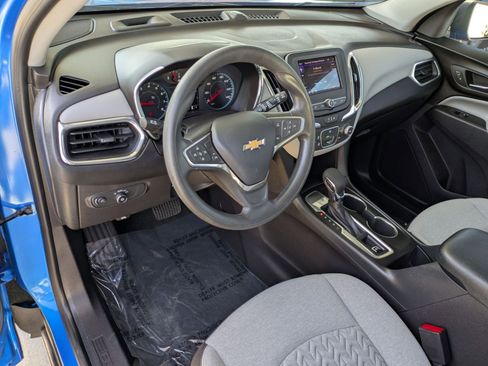 Used 2024 Chevrolet Equinox LS FWD image 12