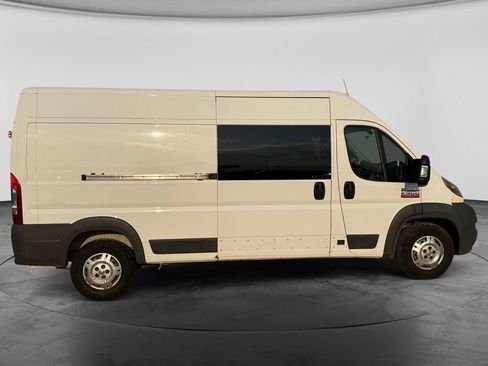 Used 2015 RAM ProMaster 2500 w/ Premium Appearance Group FWD image 10