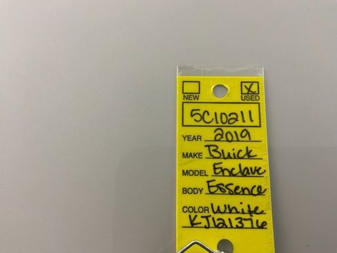 Used 2019 Buick Enclave Essence image 44
