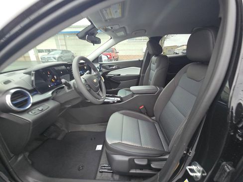 New 2026 Chevrolet Trax LT FWD image 16