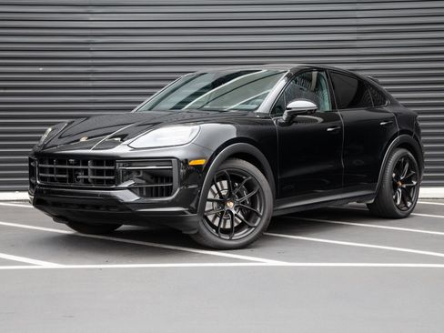 Certified 2026 Porsche Cayenne GTS AWD/4WD image 1