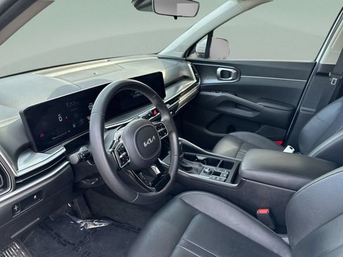 Used 2024 Kia Sorento S FWD image 23