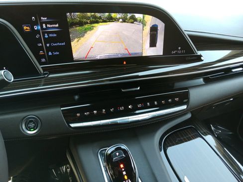 Used 2023 Cadillac Escalade Sport w/ Touring Package AWD/4WD image 18