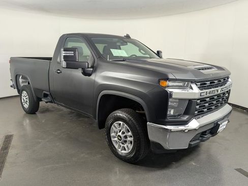 Used 2020 Chevrolet Silverado 2500 LT AWD/4WD image 2