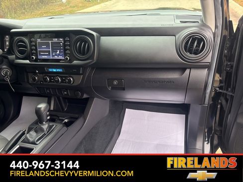 Used 2022 Toyota Tacoma SR image 31