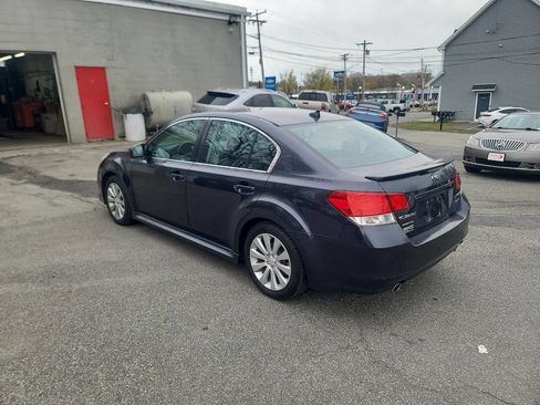 Used 2011 Subaru Legacy 3.6R Limited AWD/4WD image 6