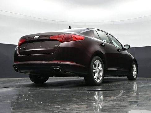 Used 2013 Kia Optima LX FWD image 35