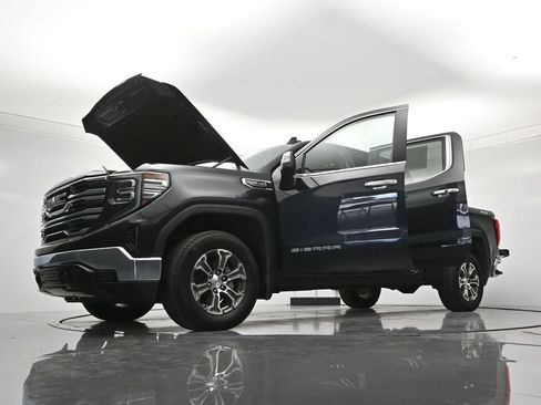 Certified 2025 GMC Sierra 1500 SLT AWD/4WD image 49