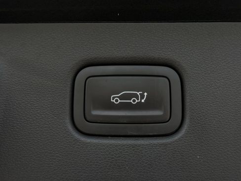 Used 2024 Hyundai Kona Limited AWD/4WD image 31