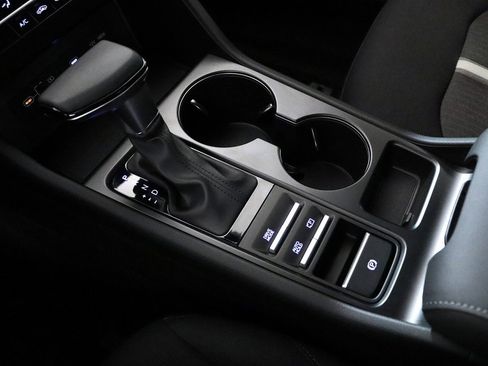 Used 2025 Hyundai Sonata SE image 23