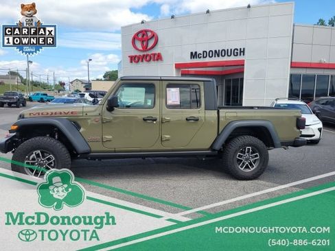Used 2026 Jeep Gladiator Mojave AWD/4WD image 6
