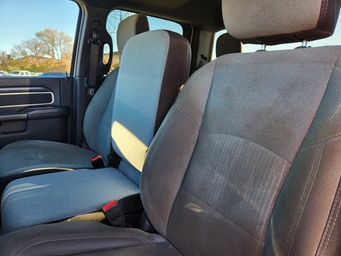 Used 2024 RAM 2500 Big Horn image 27