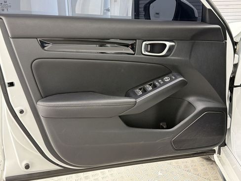 Used 2024 Honda Civic Sport Touring image 14