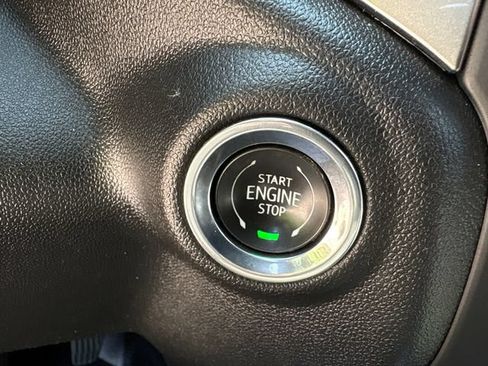 Used 2019 Chevrolet Silverado 1500 LT Trail Boss AWD/4WD image 29