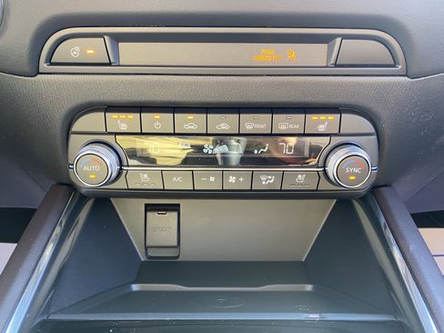 New 2025 MAZDA CX-5 Signature image 16