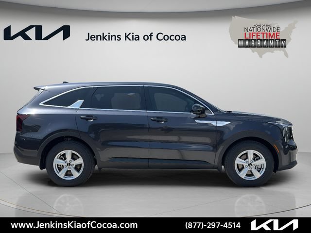 New 2026 Kia Sorento LX FWD image 3