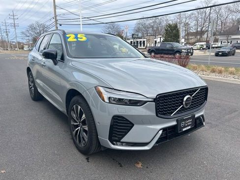 Certified 2025 Volvo XC60 B5 Plus AWD/4WD image 6