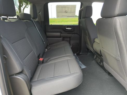 Used 2026 Chevrolet Silverado 2500 Custom w/ Custom Value Package AWD/4WD image 22