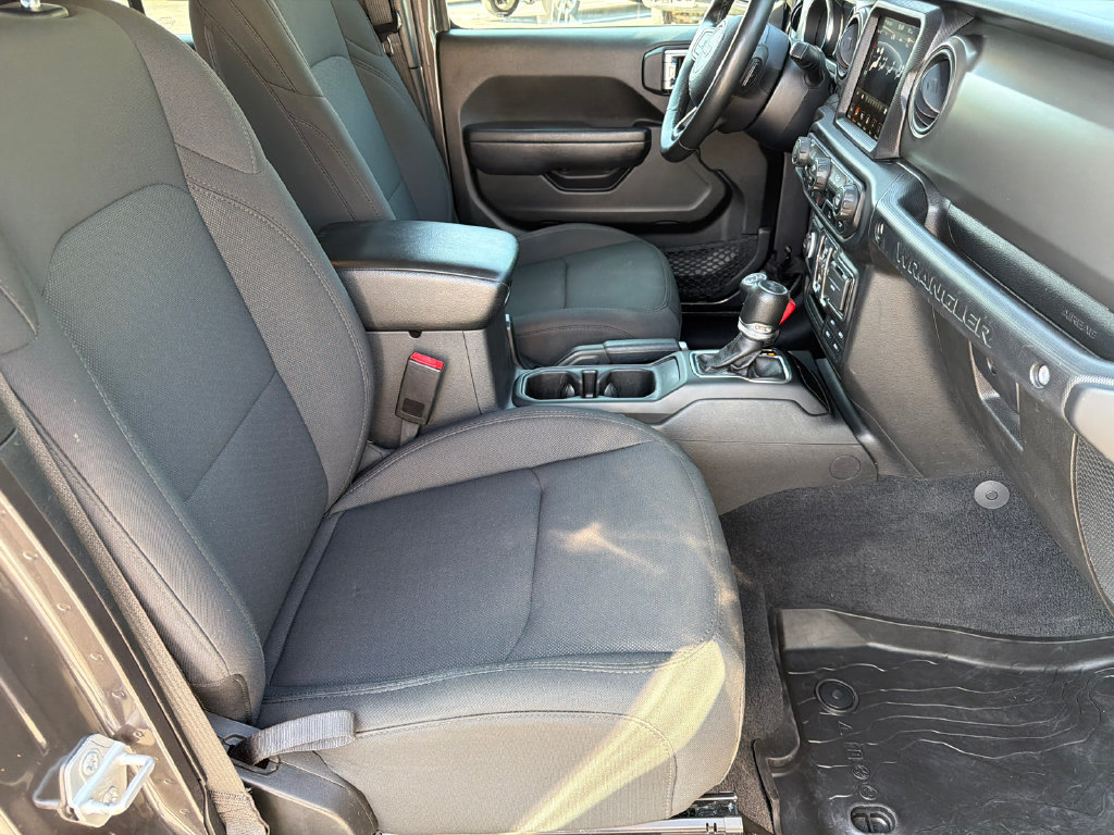 Used 2022 Jeep Wrangler Unlimited Sport AWD/4WD image 13
