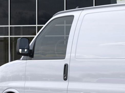 New 2025 GMC Savana 2500 Extended w/ Driver Convenience Package image 12