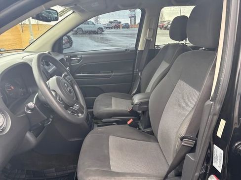 Used 2016 Jeep Compass Sport w/ Power Value Group image 9